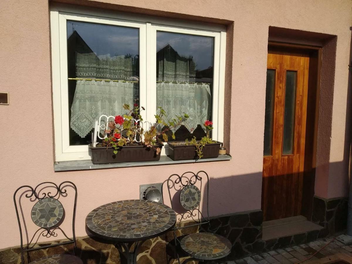 Ferienwohnung Apartman Gabika Na Zahori Malacky Exterior foto