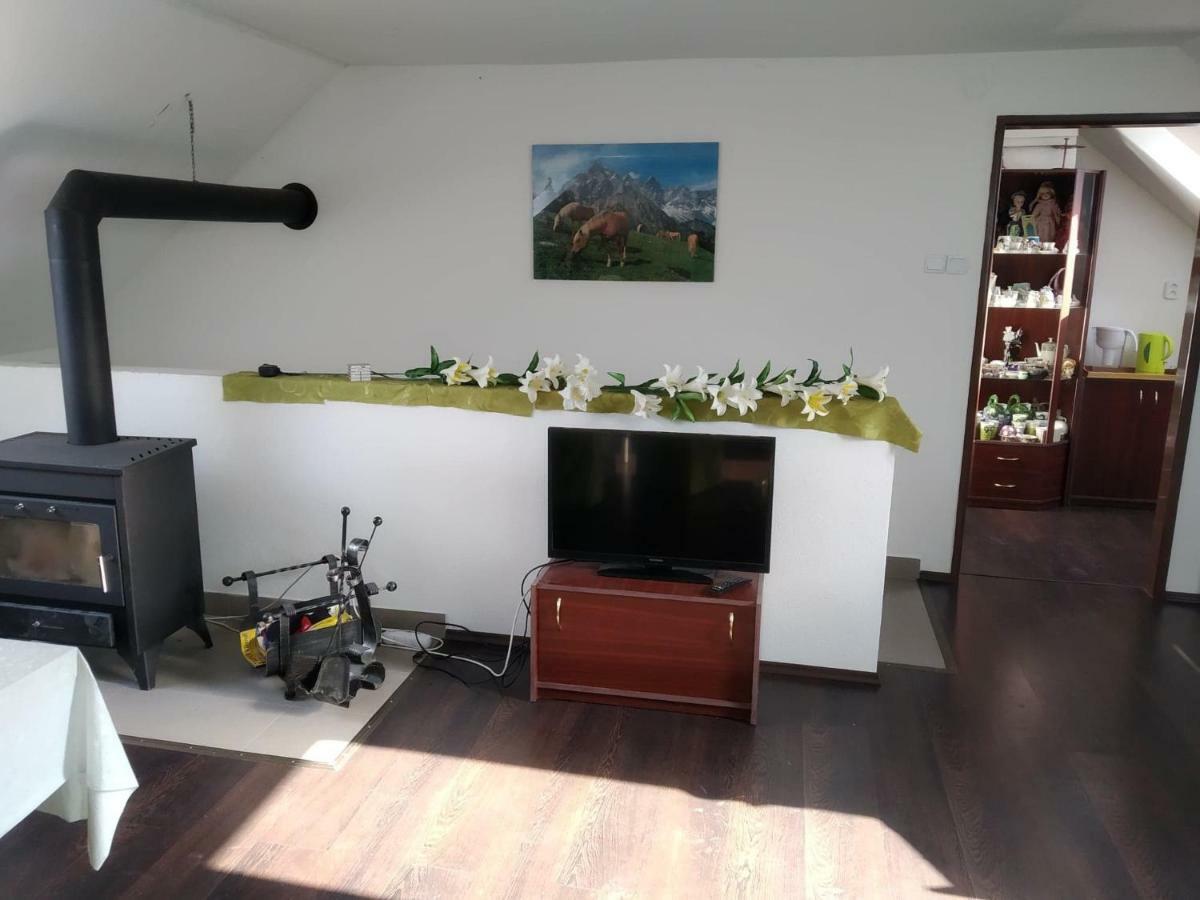 Ferienwohnung Apartman Gabika Na Zahori Malacky Exterior foto