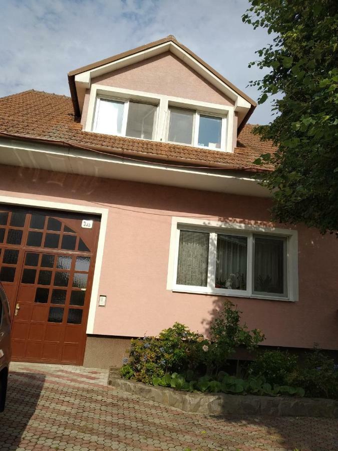 Ferienwohnung Apartman Gabika Na Zahori Malacky Exterior foto